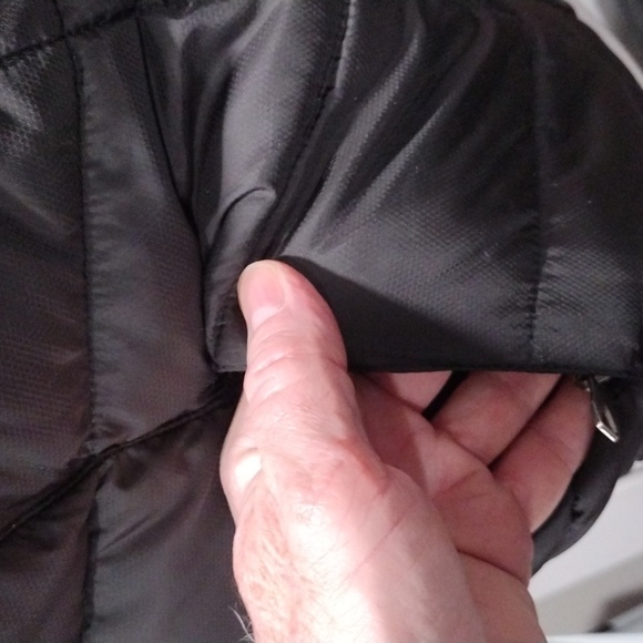 Spyder black zip hooded vest with pockets. Small - Picture 8 of 16